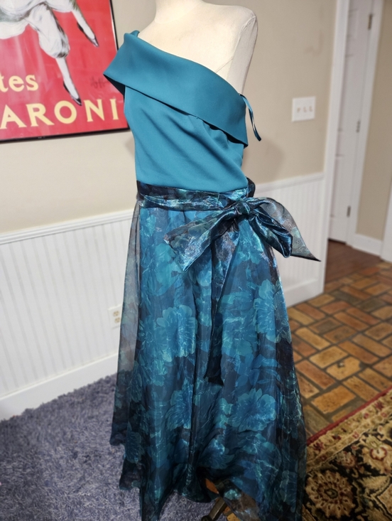 Eliza J Dresses & Skirts - Eliza J Elegant One Shoulder Dress Size 14